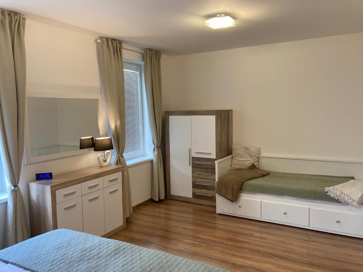 Apartmany Rubin Nesvady Exterior foto