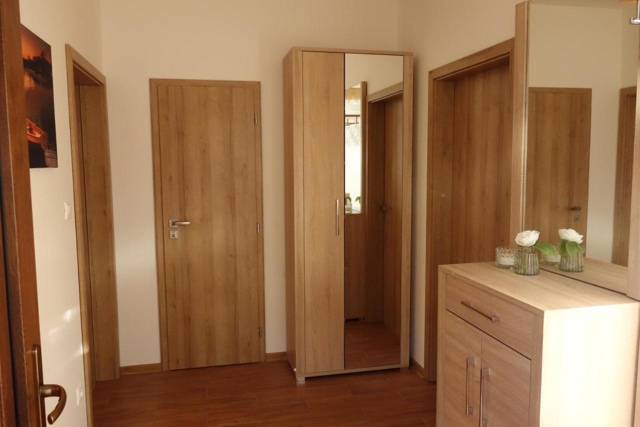 Apartmany Rubin Nesvady Exterior foto