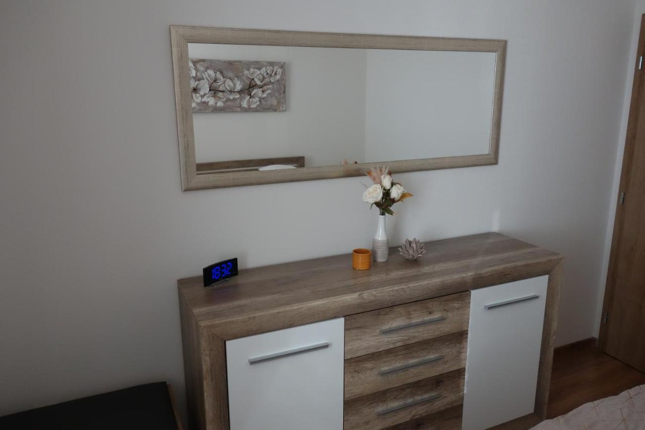 Apartmany Rubin Nesvady Exterior foto