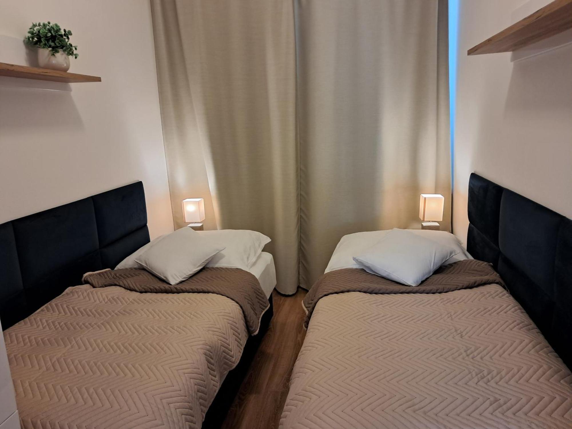 Apartmany Rubin Nesvady Exterior foto