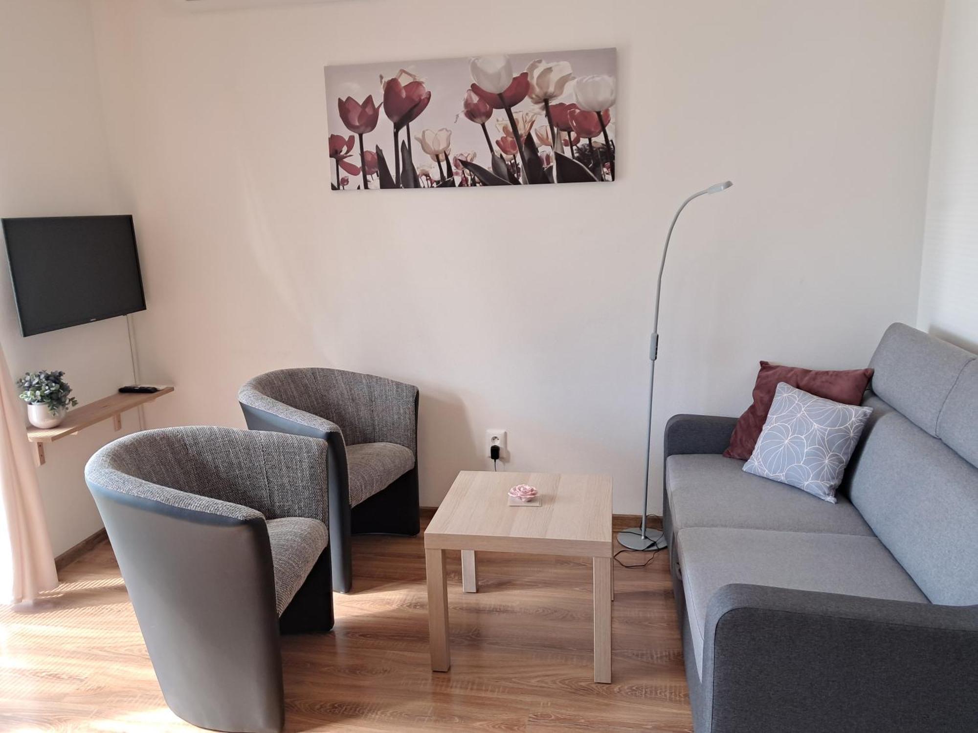 Apartmany Rubin Nesvady Exterior foto