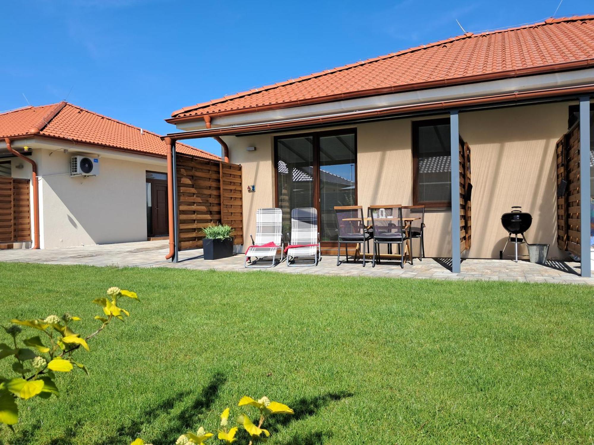 Apartmany Rubin Nesvady Exterior foto
